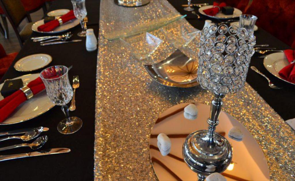 Tenera Hotel 방이 외부 사진 A table runner
